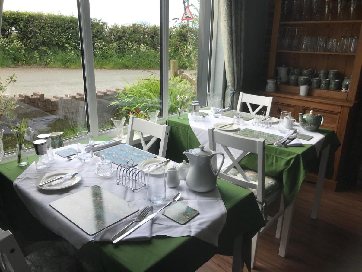 Dale View Bed & Breakfast Holmrook Екстер'єр фото
