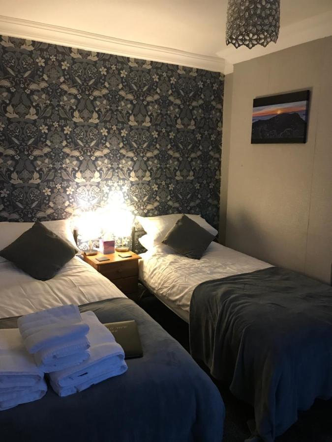 Dale View Bed & Breakfast Holmrook Екстер'єр фото